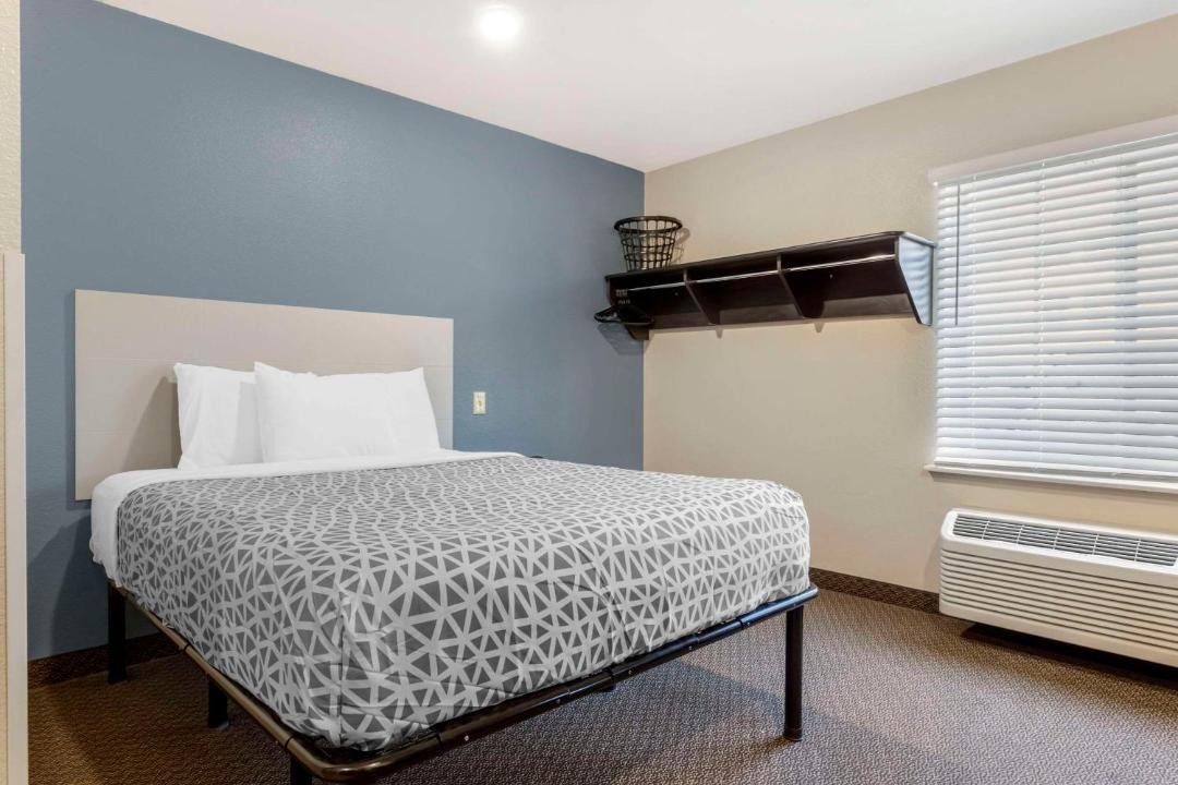 Photo of Bedroom in Garner