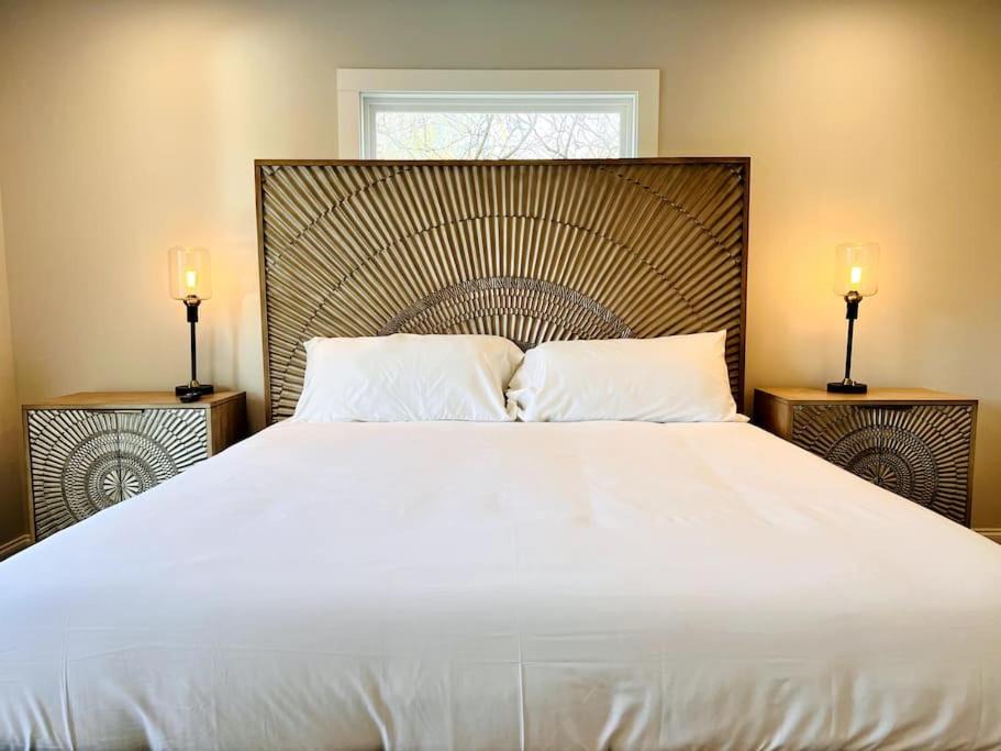 Photo of Bedroom in Woodfin