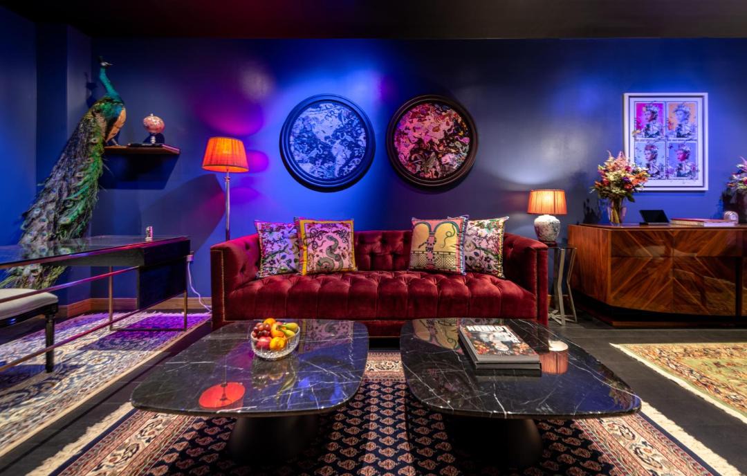 Photo of Livingroom in Royal Borough of Kensington and Chelsea