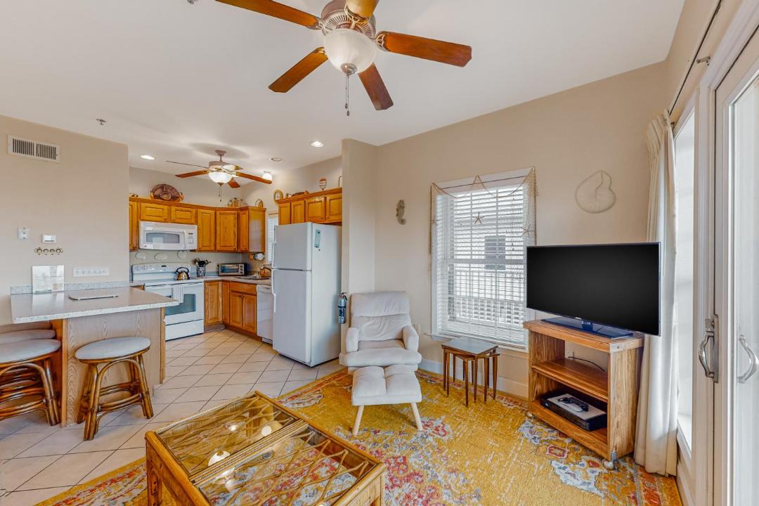 Photo of Livingroom in Hatteras