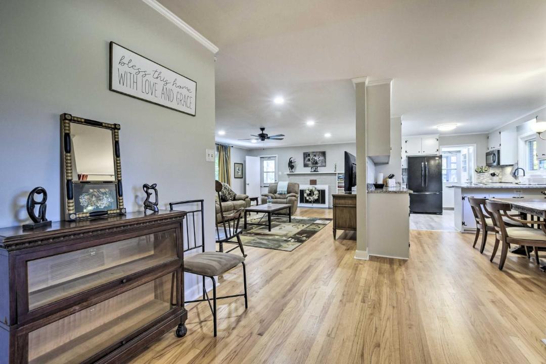 Photo of Livingroom in Durham
