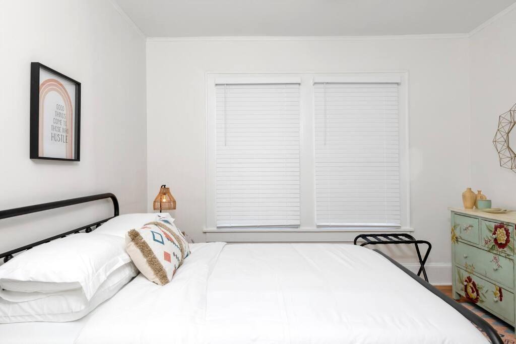 Photo of Bedroom in Cherry