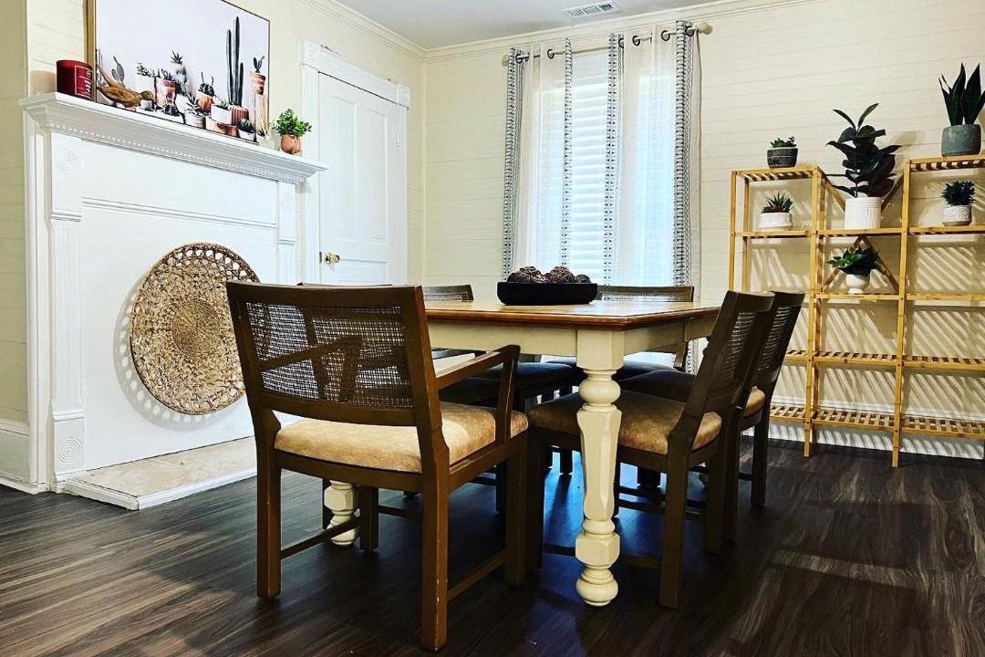 Photo of Livingroom in Creedmoor