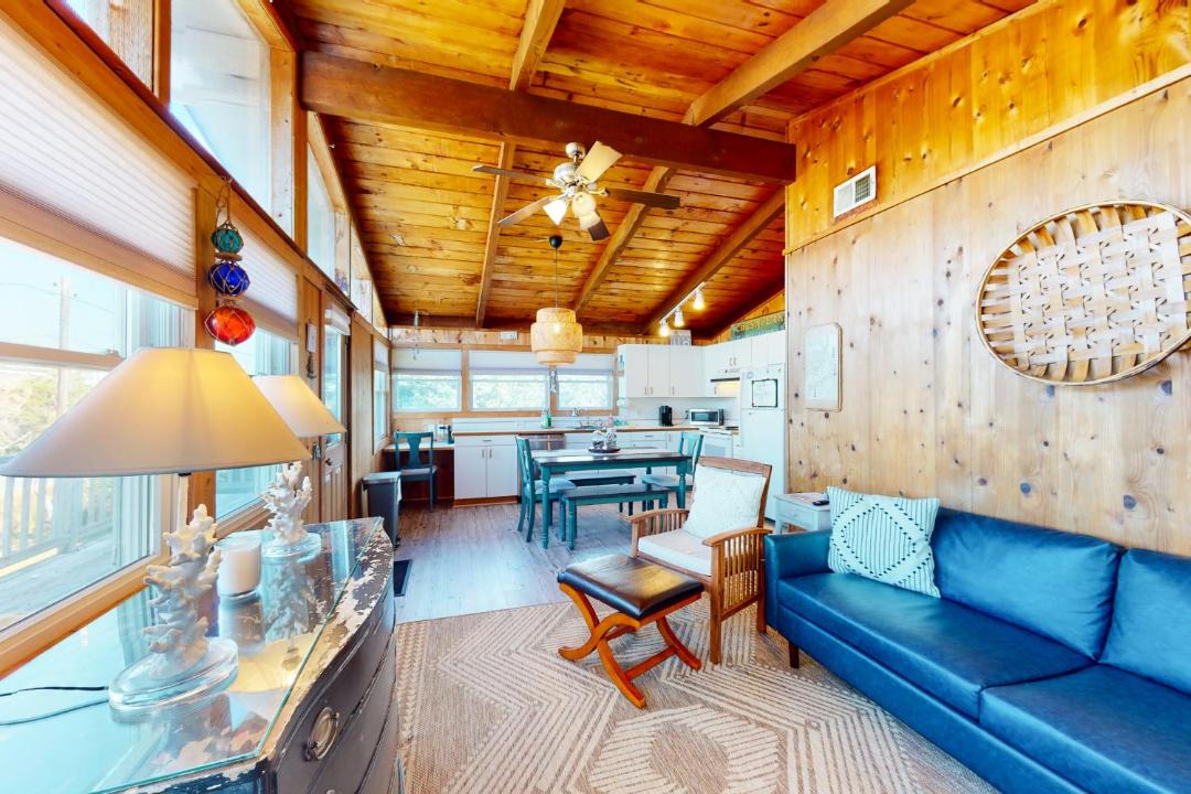 Photo of Livingroom in Avon