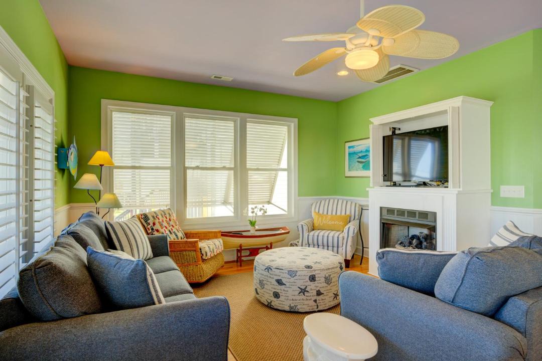 Photo of Livingroom in North Topsail Beach