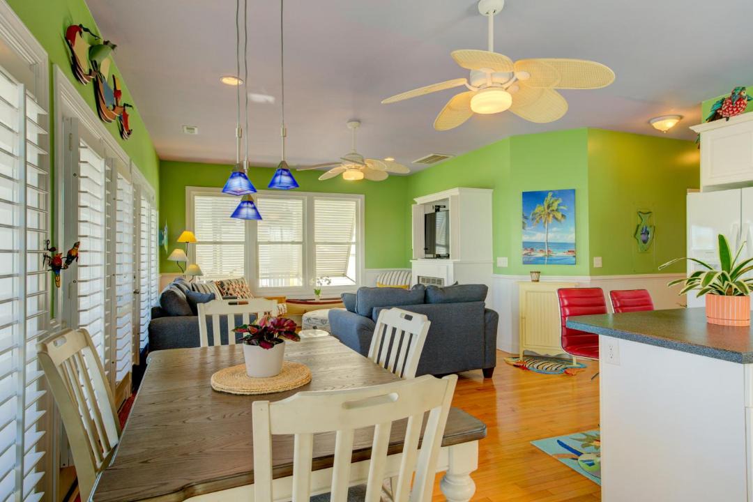 Photo of Livingroom in North Topsail Beach