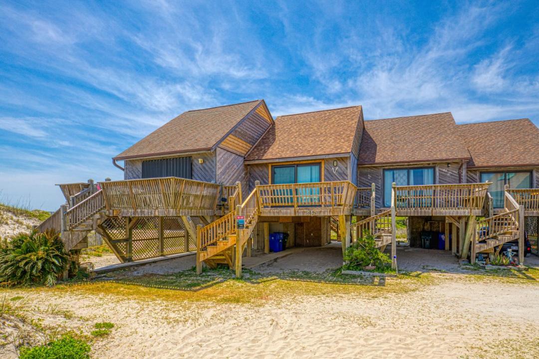 Photo of Buildings in North Topsail Beach