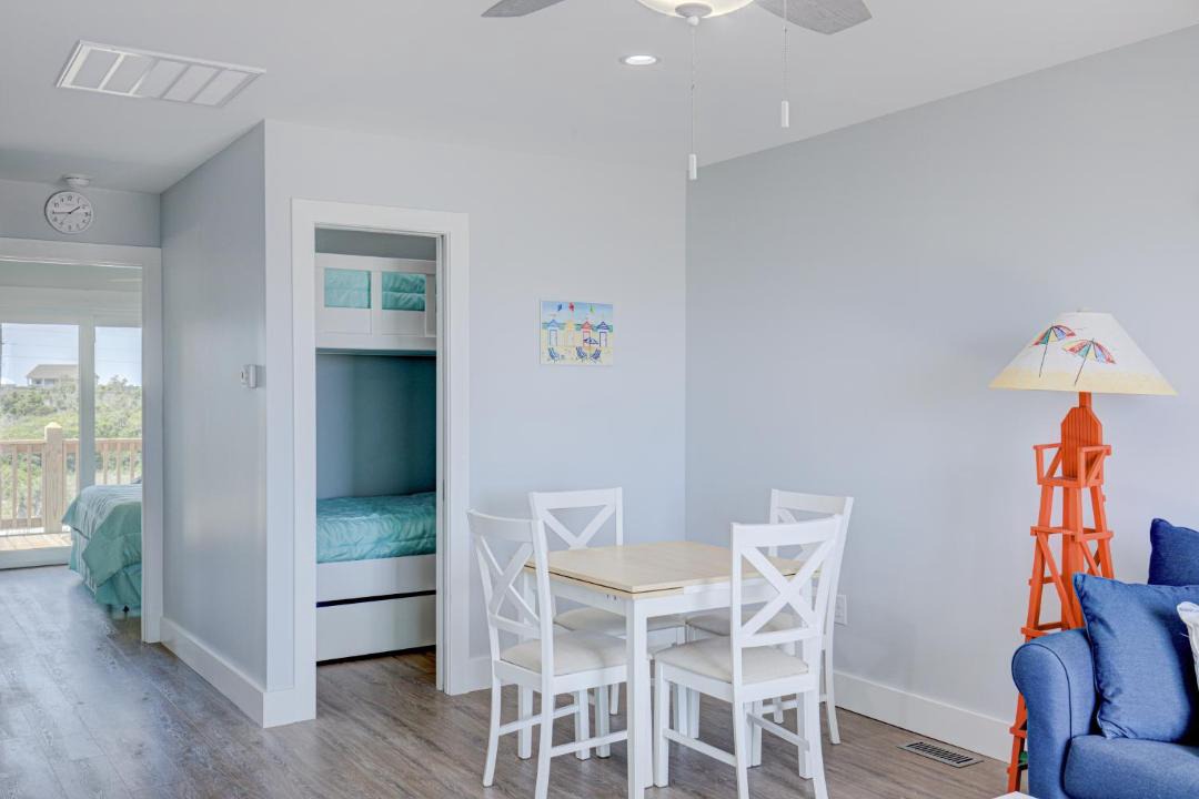 Photo of Livingroom in North Topsail Beach