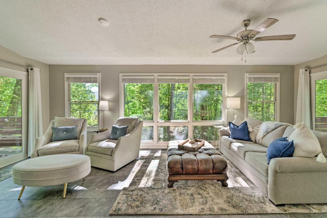 Photo of Livingroom in Moravian Falls
