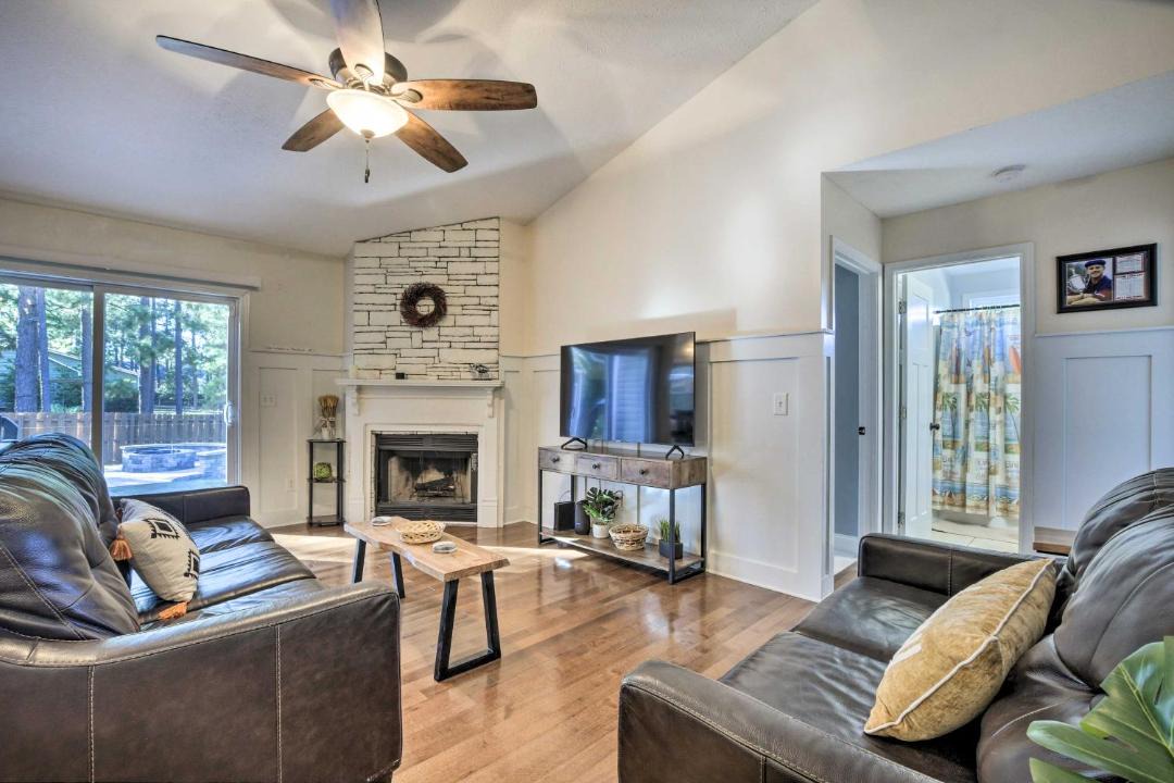 Photo of Livingroom in Pinehurst