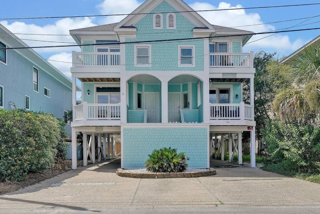 Photo of Buildings in Wrightsville Beach