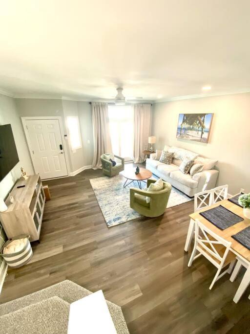 Photo of Livingroom in Wrightsville Beach