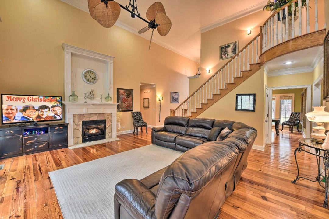Photo of Livingroom in Statesboro