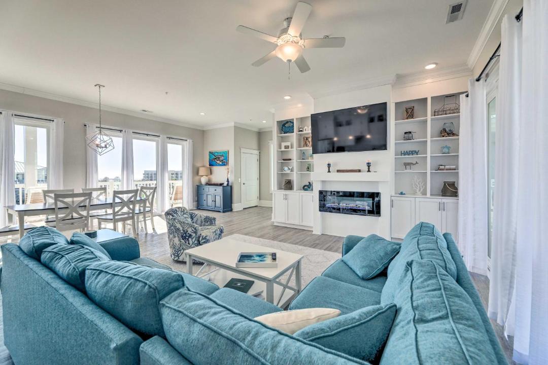 Photo of Livingroom in Emerald Isle