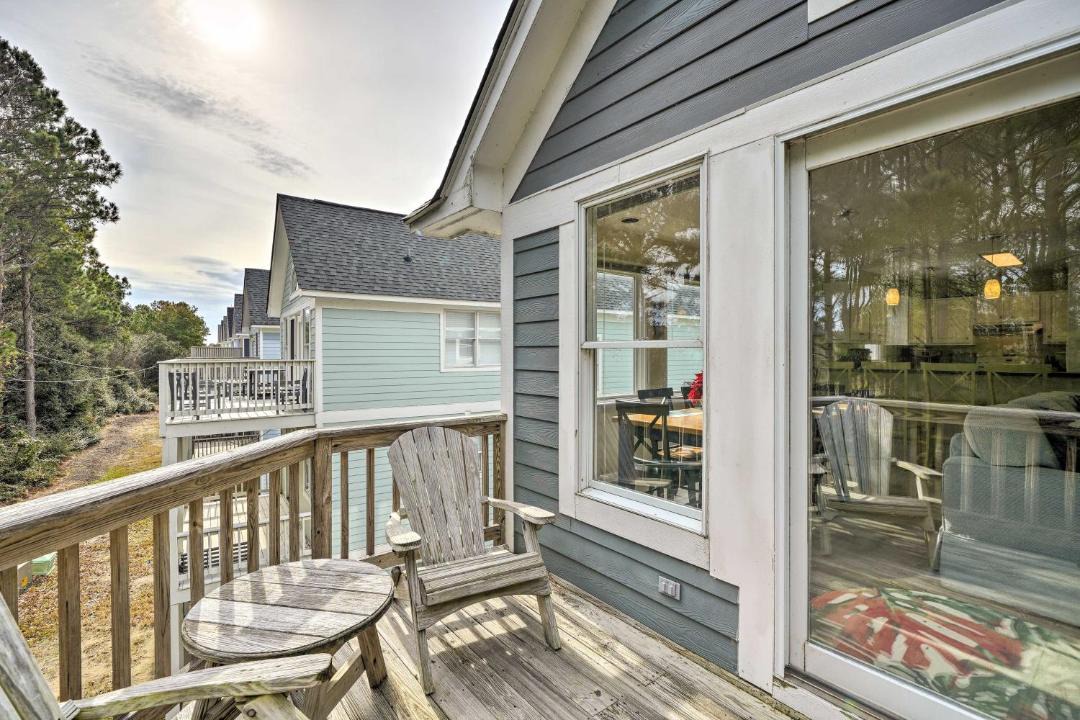 Photo of Patio Balcony in Corolla Light