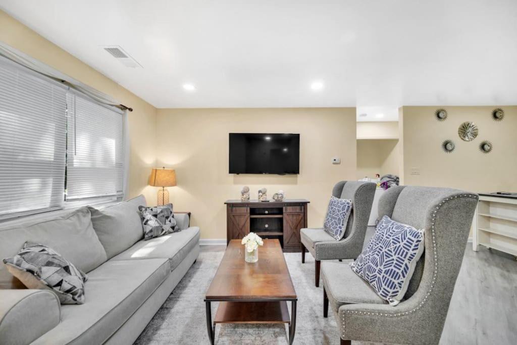Photo of Livingroom in Charlotte