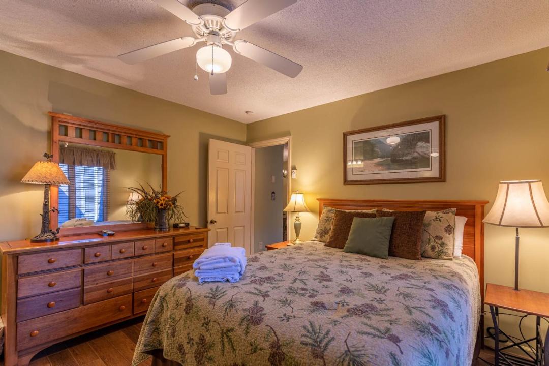 Photo of Bedroom in Blowing Rock