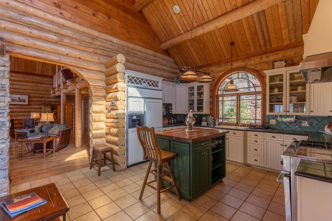 Photo of Kitchen in Blowing Rock