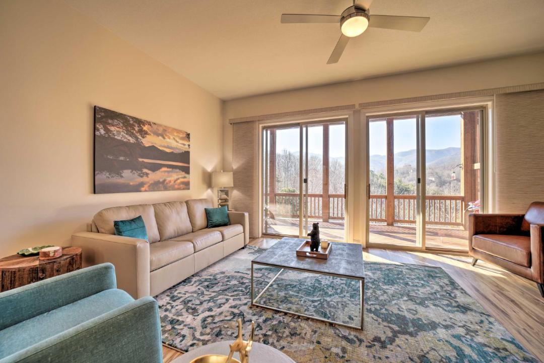 Photo of Livingroom in Whittier