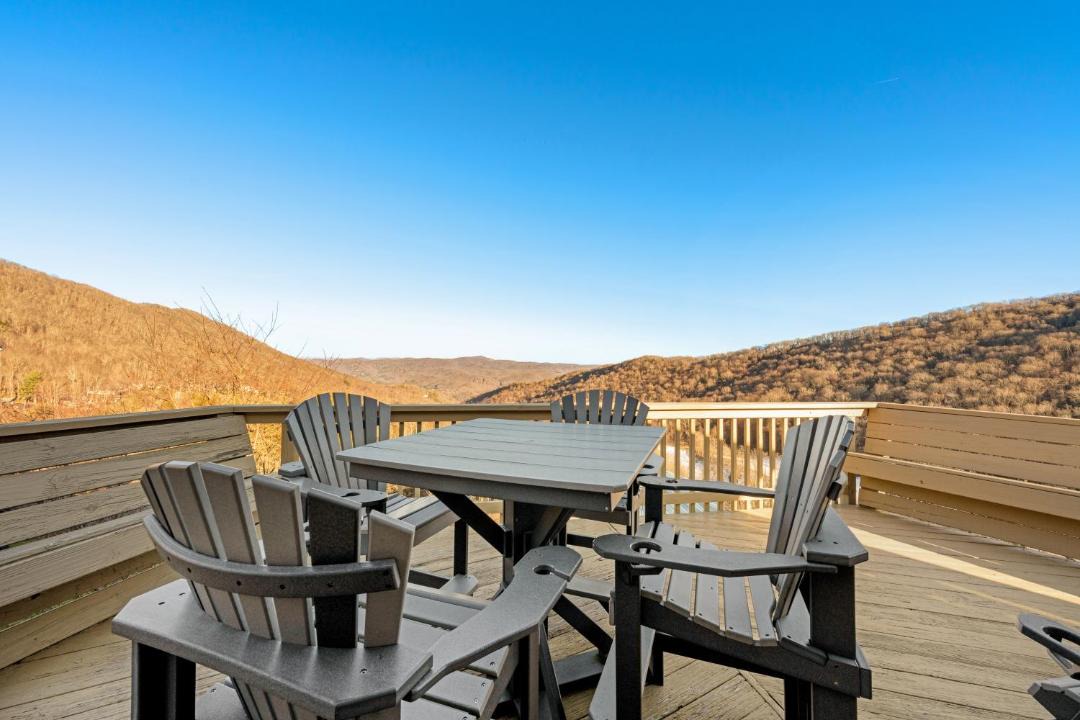 Photo of Patio Balcony in Seven Devils