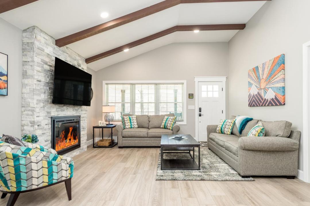 Photo of Livingroom in Swannanoa