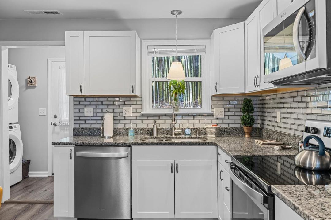 Photo of Kitchen in Hendersonville
