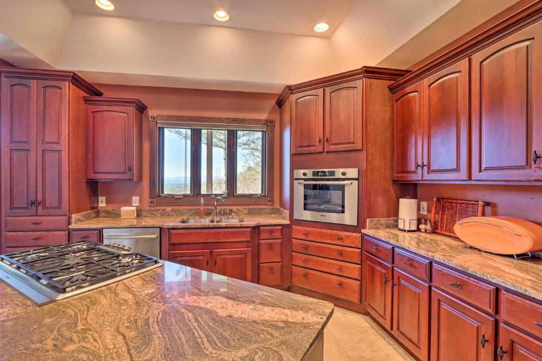 Photo of Kitchen in Unaka
