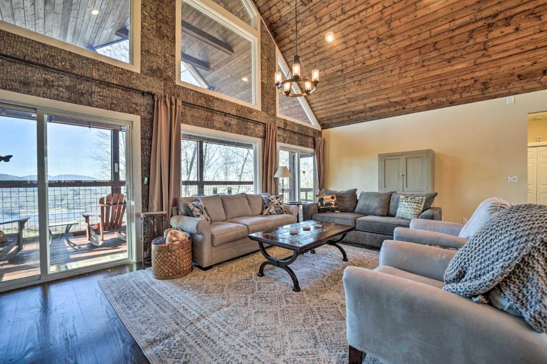 Photo of Livingroom in Glenville