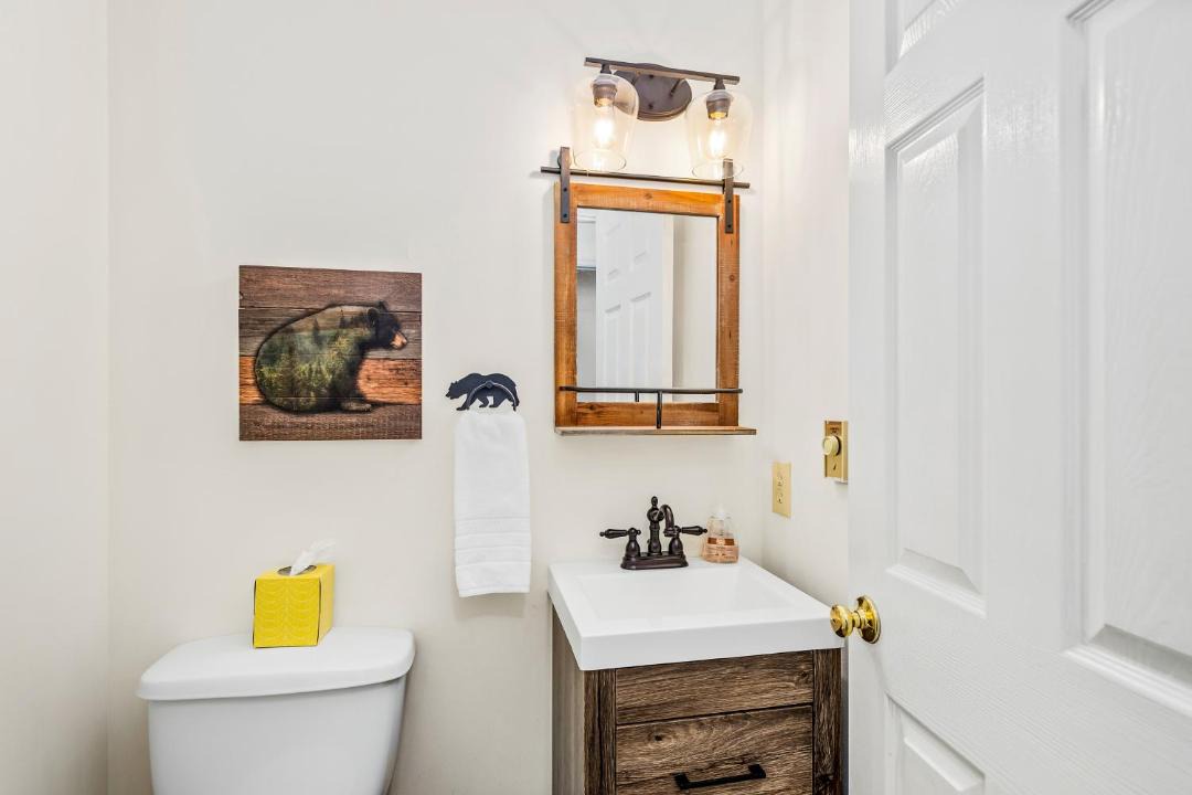 Photo of Bathroom in Black Mountain