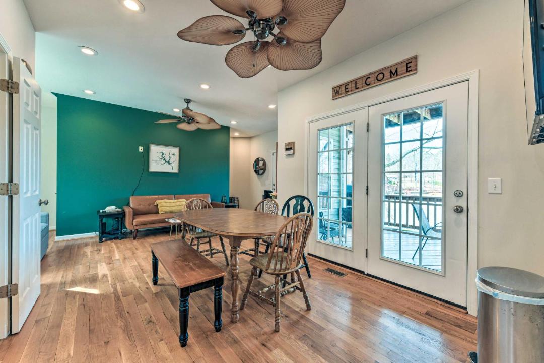 Photo of Livingroom in Southmont