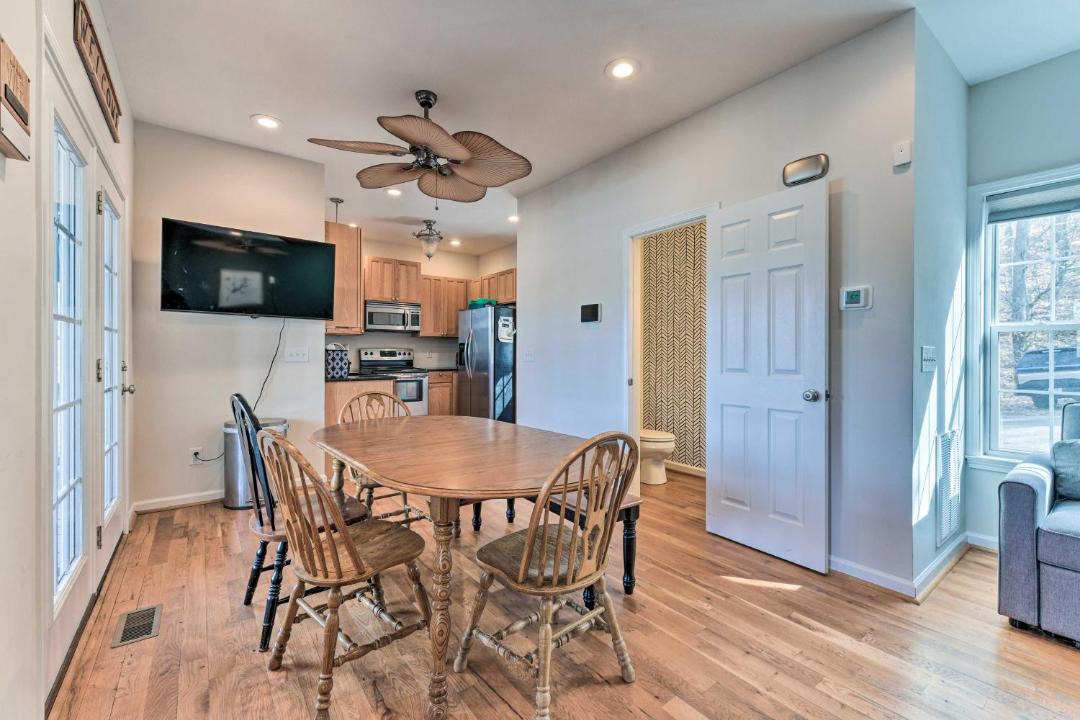 Photo of Livingroom in Southmont