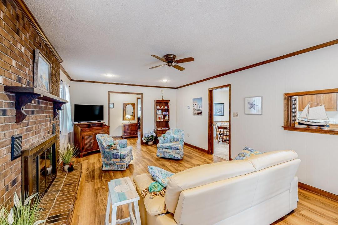 Photo of Livingroom in Newport
