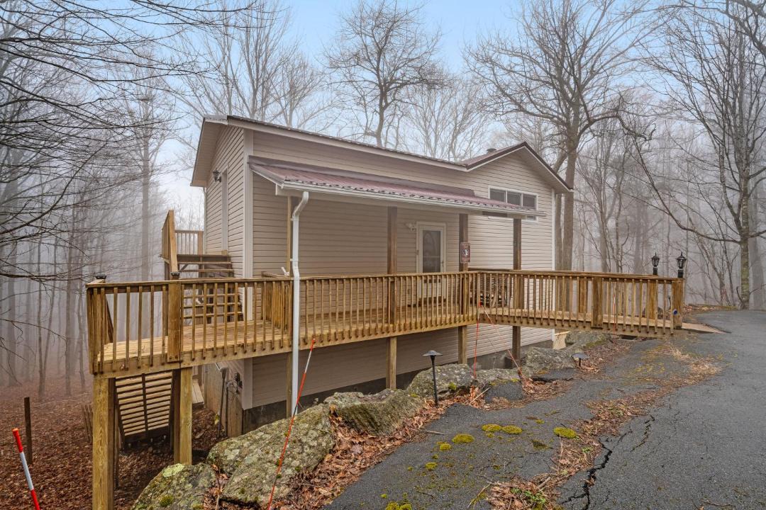 Photo of Buildings in Beech Mountain