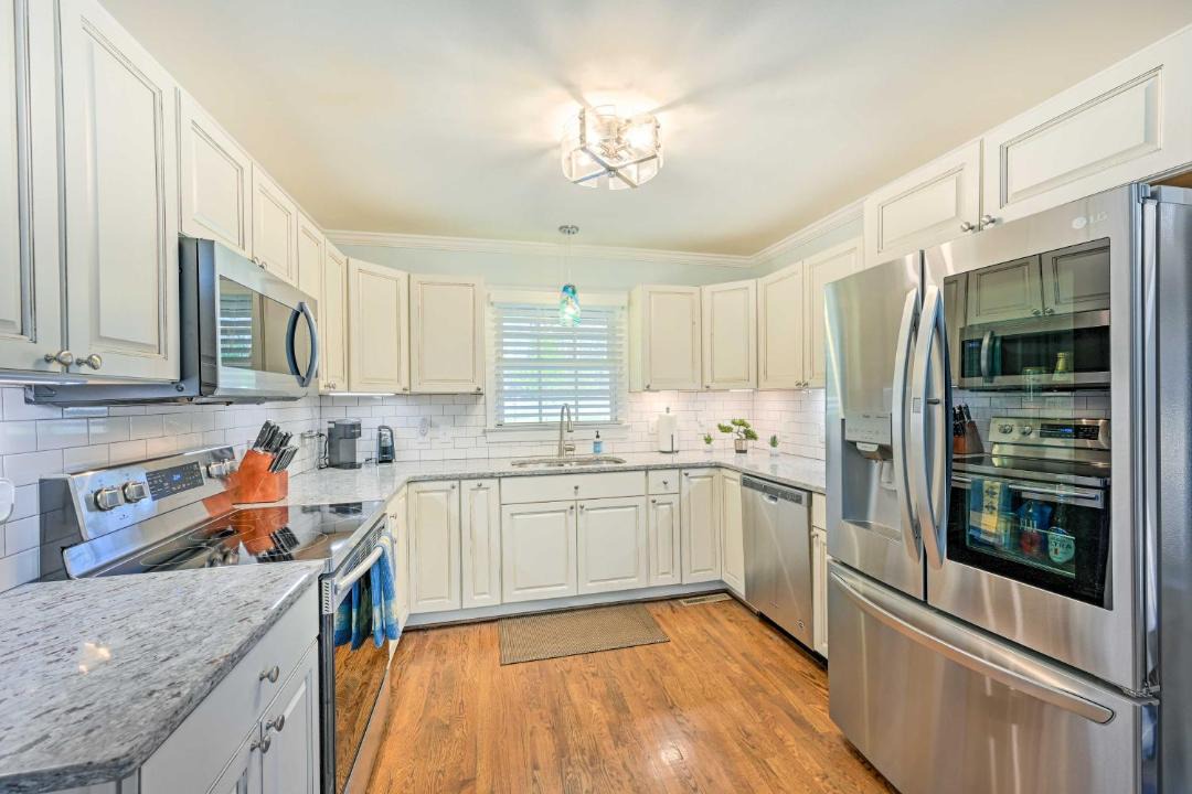 Photo of Kitchen in Lake Jeanette