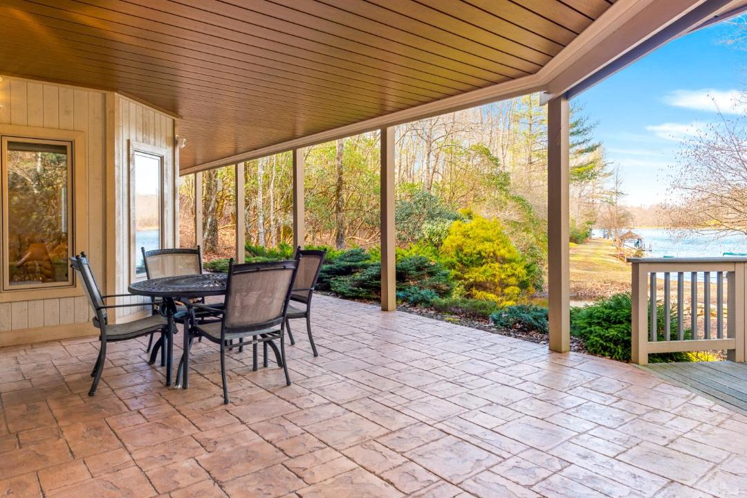 Photo of Patio Balcony in Brevard