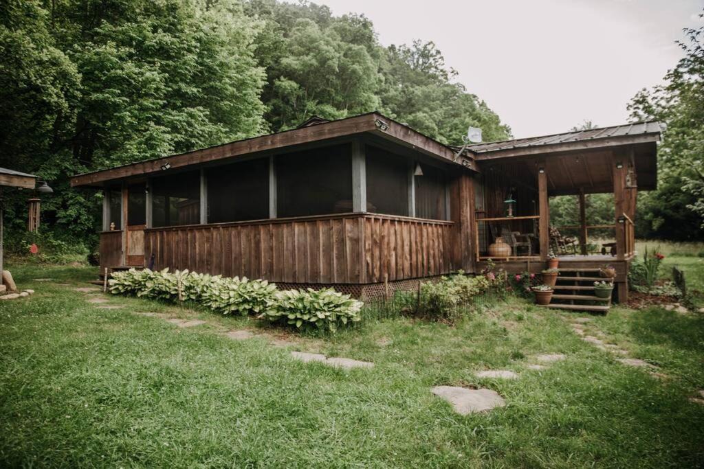 Photo of Buildings in Barnardsville