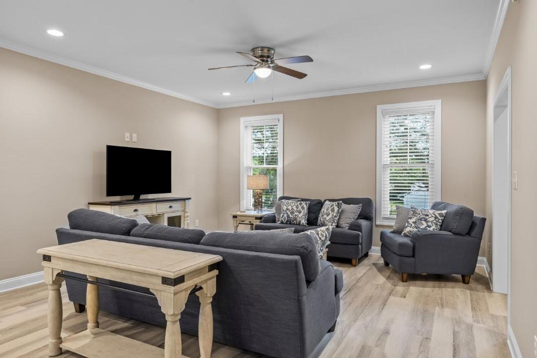 Photo of Livingroom in Morehead City
