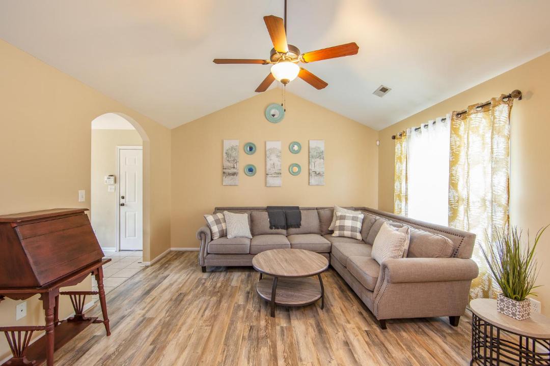 Photo of Livingroom in Fayetteville