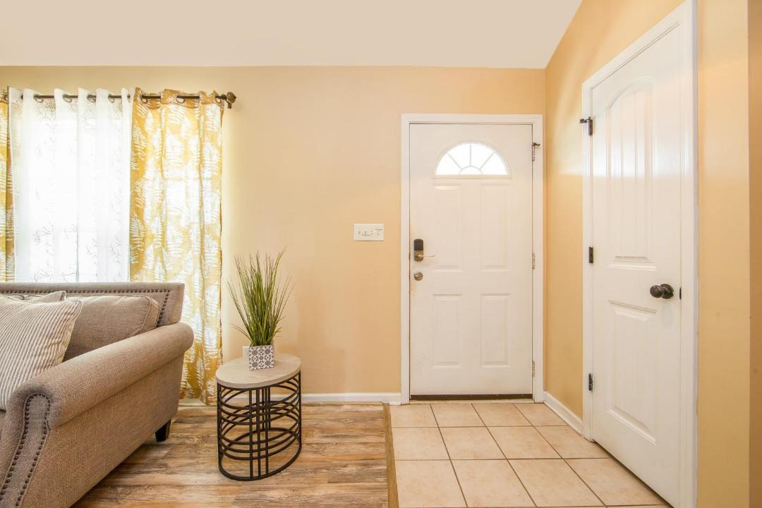Photo of Livingroom in Fayetteville