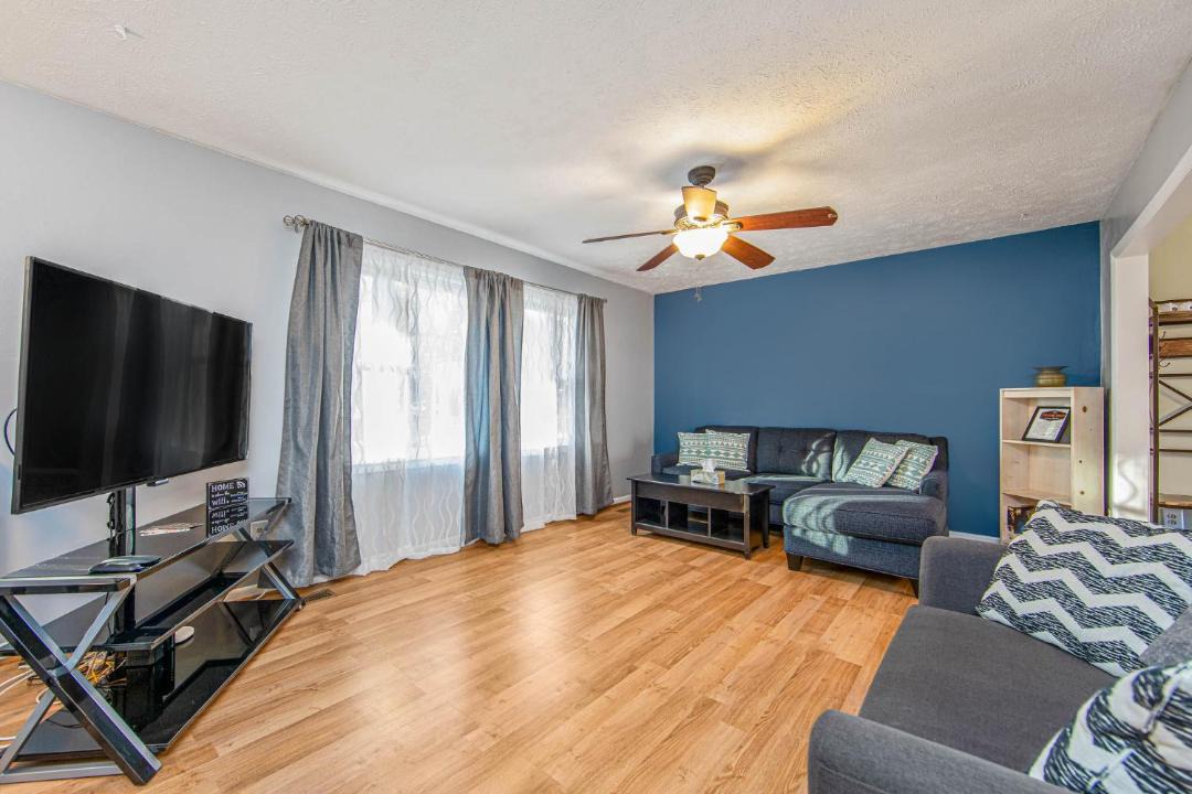 Photo of Livingroom in Westover
