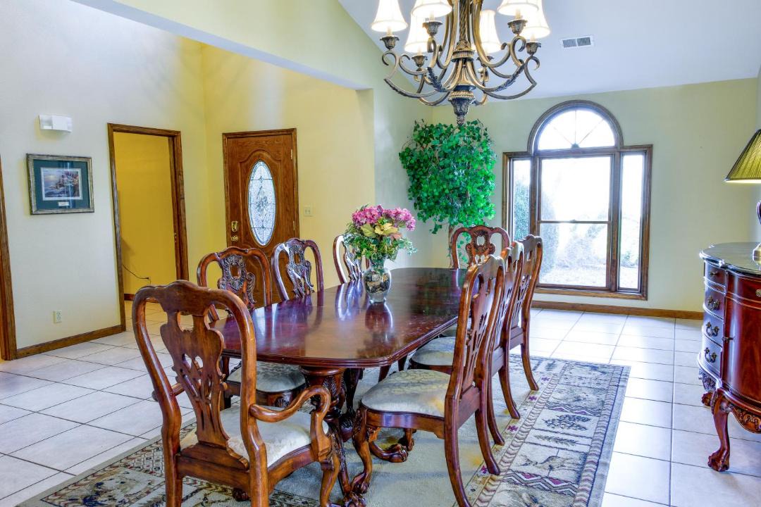 Photo of Livingroom in Whittier