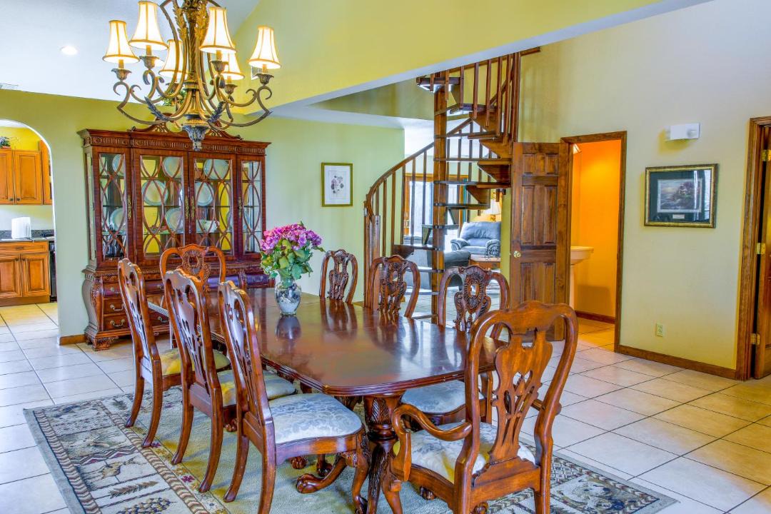 Photo of Livingroom in Whittier