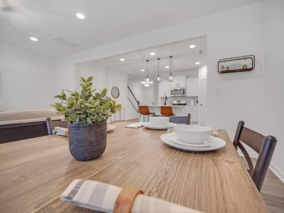 Photo of Livingroom in Harwood Lane