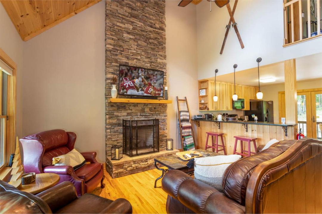 Photo of Livingroom in Apple Ridge