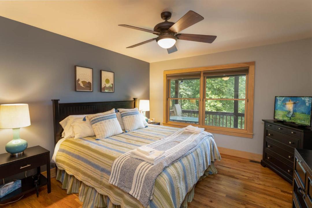 Photo of Bedroom in Apple Ridge