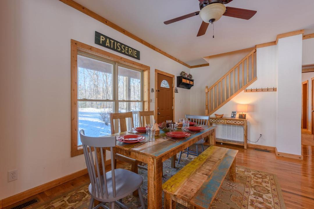 Photo of Livingroom in Charter Hills