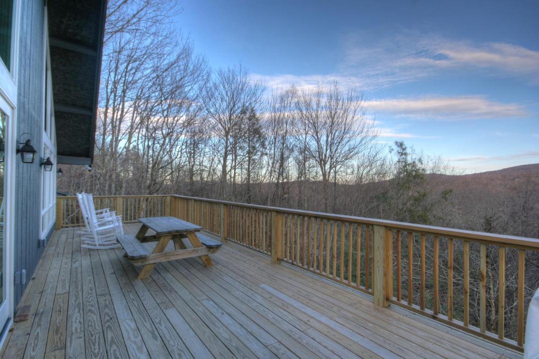 Photo of Patio Balcony in Beech Mountain