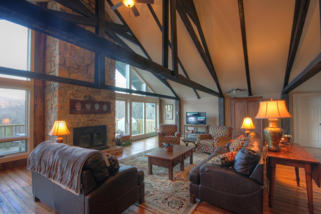 Photo of Livingroom in Beech Mountain
