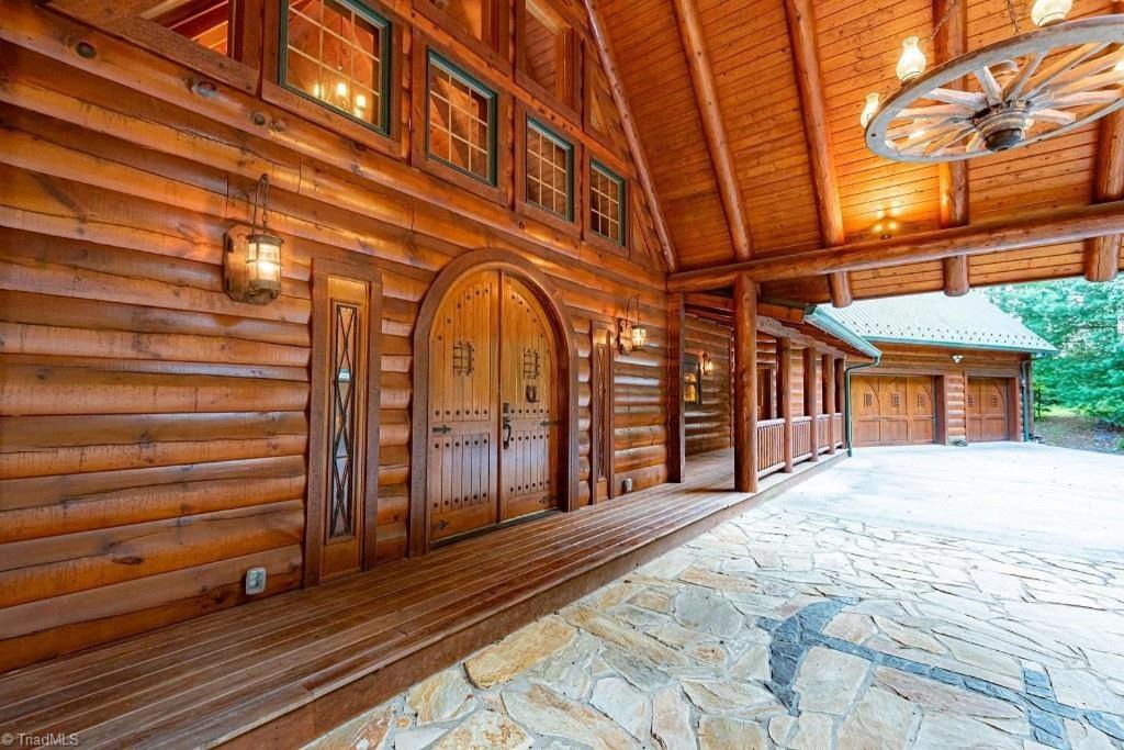 Photo of Bedroom in Wilkesboro