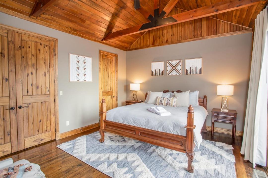 Photo of Bedroom in Boone